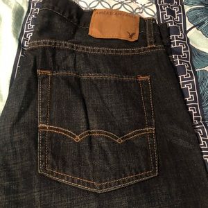 Men’s American Eagle Low Rise Boot Cut Jeans 32/32